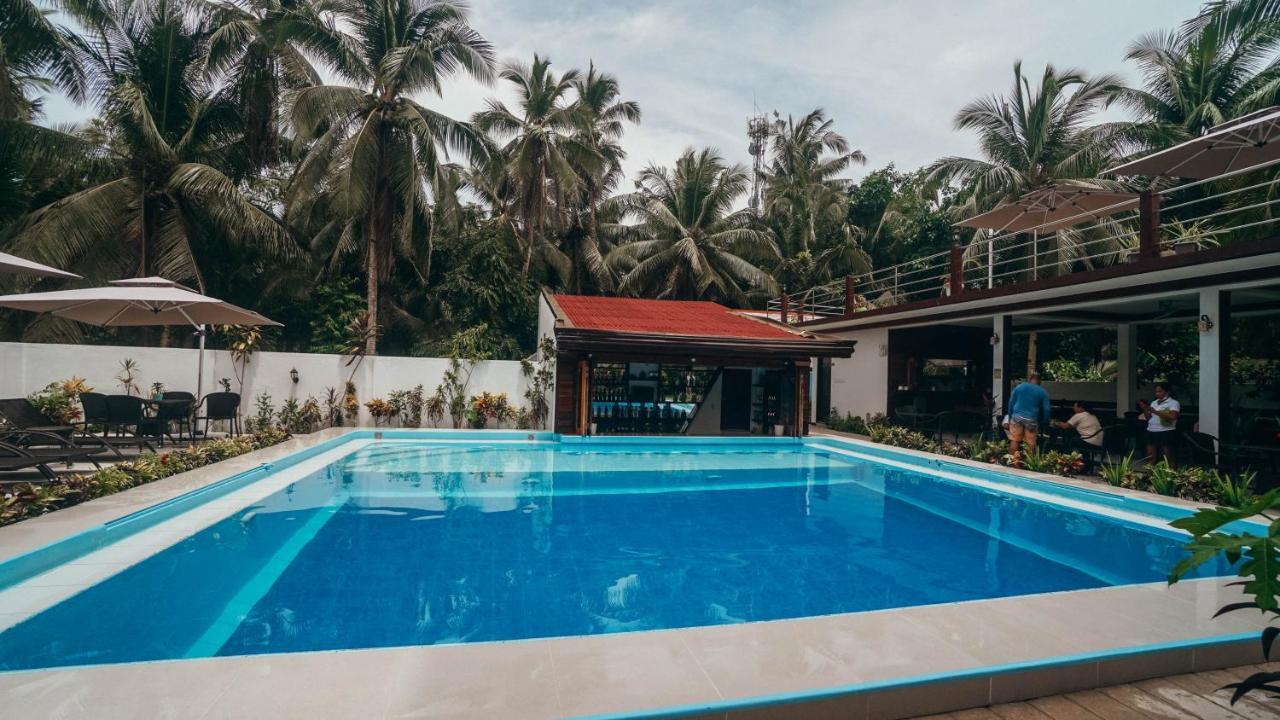 Point 303 Resort General Luna  Exterior foto